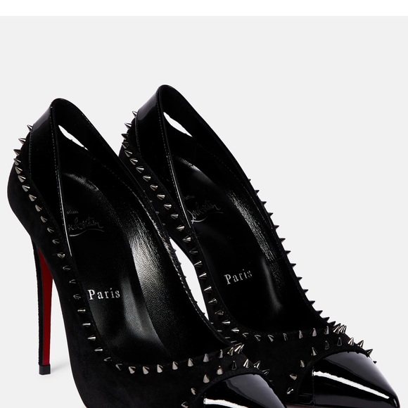 Christian Louboutin's Duvette Spikes pumps European size 40






Made in Italy - Picture 10 of 12